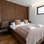 Villa Porta Iii - Privat Pool And Jacuzzi *