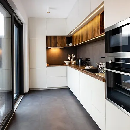 Porta Iii - Privat Pool And Jacuzzi *