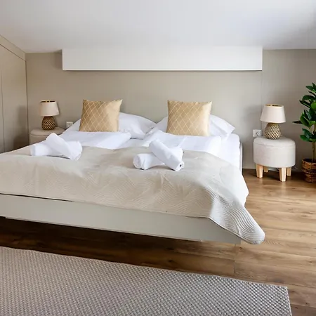 Porta Iii - Privat Pool And Jacuzzi *