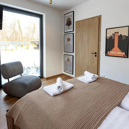 Porta Iii - Privat Pool And Jacuzzi Вилла Балатональмади