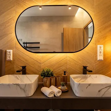 Porta Iii - Private Pool And Jacuzzi *
