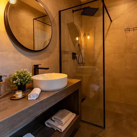 Porta Iii - Privat Pool And Jacuzzi *