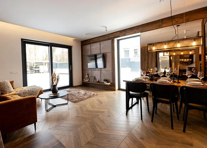 Porta Iii - Privat Pool And Jacuzzi