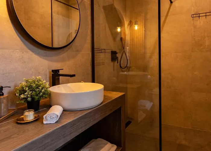 Porta Iii - Privat Pool And Jacuzzi *